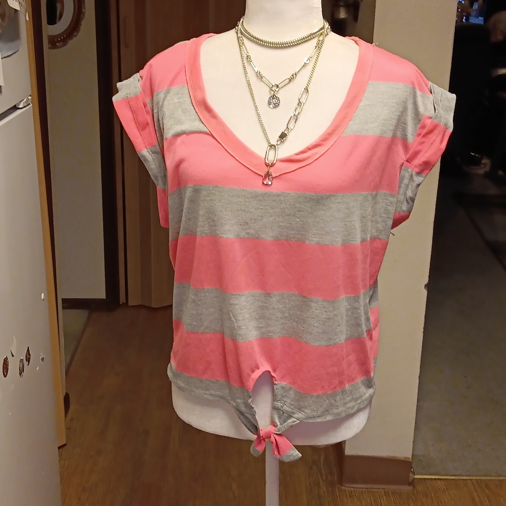 PINK AND GREY STRIPED TOP